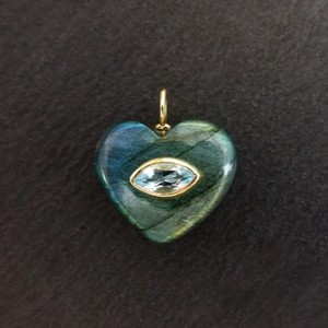 Pendentif en labradorite sculpté à la main en forme de cœur, pendentif à double incrustation de pierres précieuses, argent 925 plaqué or, pierre en vrac, bijoux - Product Image 1