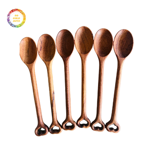 Cuillère en bois avec finition polie, structure durable, adaptée aux ventes en gros et à l'exportation - Product Image 1