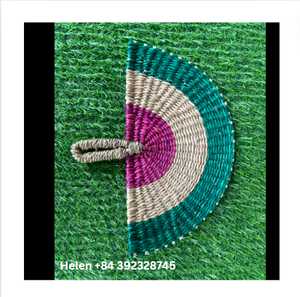 2024 Hot Deal Precio de fábrica coloridos ventiladores de hoja de palma trenzados hechos a mano ventilador de hierba de mar listo para exportar - Product Image 5
