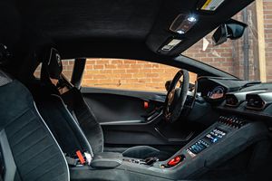 2023 H0r-a c aan S T-O Blu F on t us Paquete completo de fibra de carbono para exterior, faros LED altamente equipados, techo solar panorámico, Euro VI - Product Image 4