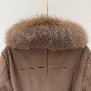 Manteau en fourrure en cuir véritable pour femmes, de qualité supérieure, chaud pour l'hiver, avec fermeture éclair, imperméable, prix de gros, best-seller - Product Image 5