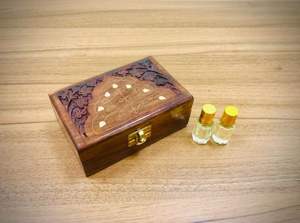 Boîte à attar en bois de sheesham boîte à attar indienne artisanale en bois pour cadeaux masculins et féminins - Product Image 2