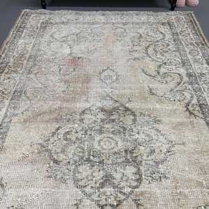 Turkish Area Rug 4.7x8.1 ft, Gray <b>Brown</b> Floral Rug <b>Wool</b> - Product Image 4