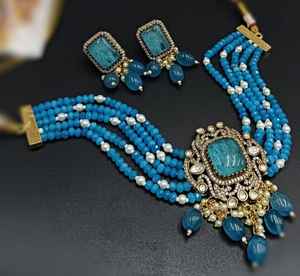 Elegante chapado en oro antiguo Polki Kundan gargantilla conjunto de pendientes de latón de moda para fiestas bodas aniversario celebraciones - Product Image 1