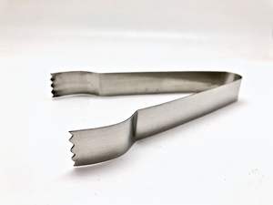 Elegantes pinzas de hielo de acero inoxidable con mango cómodo, complemento perfecto para cualquier cocina moderna o configuración de bar - Product Image 5