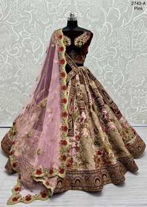 Mariage Lehenga Choli Avec Fil Travail Et Velours Patch Travail - Product Image 5
