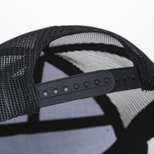 Casquette de baseball sportive haut de gamme personnalisée à 6 panneaux en tissu Oxford éponge avec logo brodé et design de luxe - Product Image 3