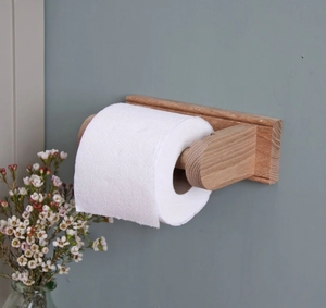 Porte-papier de soie Boîte à papier de soie en bois auto-adhésif mural adapté au porte-serviettes de cuisine et de salle de bain - Product Image 6