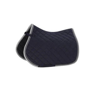 Tapis de selle d'équitation et instruments vétérinaires pour un confort et une sécurité équins complets - Product Image 5