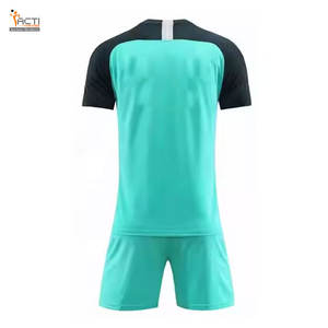 Logotipo personalizado Diseña tu propio uniforme de fútbol Precio al por mayor En stock Uniforme de fútbol para hombres - Product Image 4