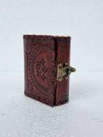 Mini journal en cuir avec pierres précieuses et serrure Vintage en relief à la main petit cahier journal pour écrire des croquis de voyage et des cadeaux