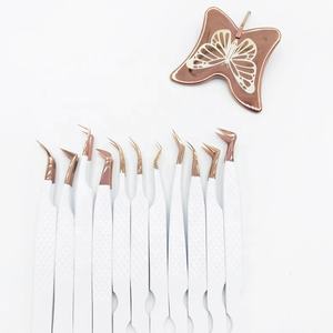 Juego de pinzas para pestañas de acero inoxidable sólido con etiqueta privada personalizada, Punta puntiaguda de oro rosa, pestañas de volumen al por mayor - Product Image 1