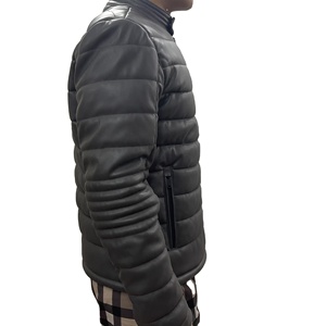 Chaqueta Impermeable Acolchada de Alta Calidad con Logotipo Personalizado para Unisex, Chaqueta Impermeable y Cortavientos de Tela Suave Acolchada - Product Image 1