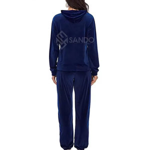 Fabricant OEM Survêtement tendance en velours pour femmes Survêtement en velours de couleur unie pour femmes Vêtements décontractés Survêtement en velours pour femmes - Product Image 2