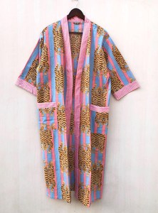 Robe kimono en coton imprimé à la main Tiger, robe de bain douce, robe enveloppante, vente en gros au meilleur prix - Product Image 4
