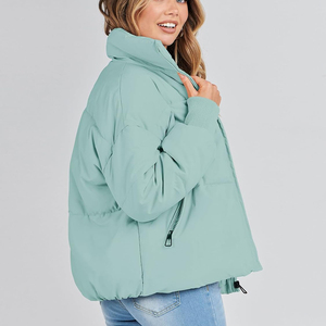 Chaqueta acolchada de Invierno para mujer al por mayor elegante a granel ropa de abrigo ligera y cálida abrigo de moda de alta calidad - Product Image 5