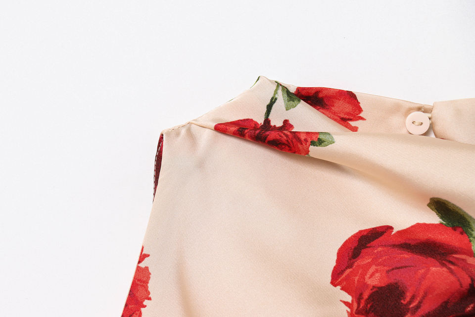 Wholesale Womens Floral Silk Elegant Rose Print Custom  Breathable Knitted Fabric  Decoration Short Length Casual