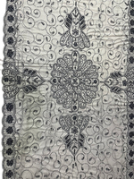 Ensemble de nappes et de housses de chaise élégantes en tissu organza, brodées à la main, design floral luxueux, haute qualité