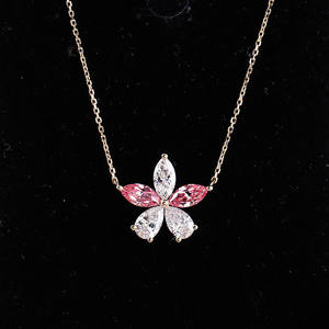 Poire et Marquise Fleur Design Diamant Chaîne Pendentif en Or Rose Or Blanc ou Argent Lab Cultivé IGI Certifié D E F VVS-VS - Product Image 1