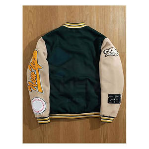 Chaqueta Universitaria Premium con Bloques de Color y Letras Gráficas, Cierre de Botones, Suave y Cómoda, de Poliéster, Corte Regular, Verde Oscuro y Albaricoque - Product Image 2