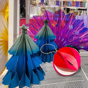 Décorations de Noël en papier, ornements artisanaux modernes faits à la main pour la décoration des fêtes - Product Image 3