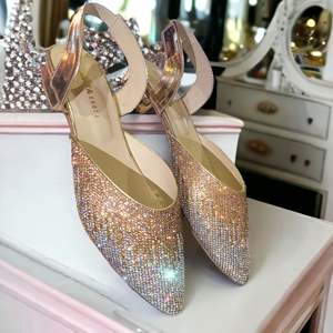 รองเท้าส้นเข็มแฟนซีสีทอง534กรัมสำหรับเจ้าสาวหัวแหลมรองเท้าแพลตฟอร์มส้นสูง3ซม. ปิดแบบสลิปออน - Product Image 2