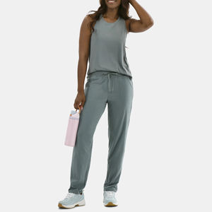 Wholesale Customize Quick Dry High Quality Fashionable Casual <b>Women's</b> Jogger With Pockets Drawstring Sweatpants <b>For</b> Winter - Product Image 4