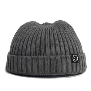 Venta al por mayor de alta calidad de ganchillo de punto de invierno personalizado negro Slouchy gorros desgastados con logotipo personalizado - Product Image 2