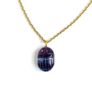 Pendentif sculpté en scarabée en fluorite naturelle multi-couleurs, plaqué or en argent sterling 925, fait main, bijou en pierre précieuse pour femmes - Product Image 2