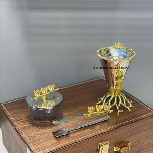 Parfum de maison Design en forme de fleur dorée avec couvercle Décoration intérieure Bakhoor Brûleurs d'encens arabes Fournitures - Product Image 1