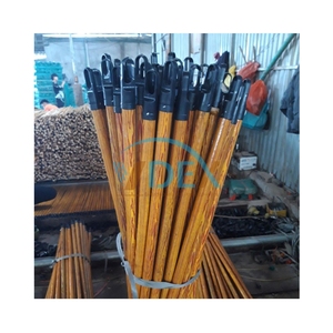 Mango de escoba de madera recubierto de PVC de 120cm para mopa doméstica y recogedores - Product Image 5