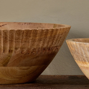 Bol en bois sculpté à la main Finition naturelle Idéal comme plateau de service Bol à fruits Centre de table Collations Salades Fête Utilisation Épicéa - Product Image 5