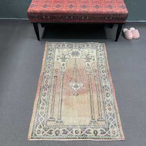 2.7x4.2 ft Turkish Rug, <b>Red</b> Floral Vintage Rug <b>Wool</b> - Product Image 1