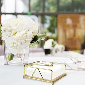 Porte-serviettes en laiton vieilli vintage à la demande avec finition faite à la main Accessoire de table unique pour la maison au prix d'usine - Product Image 1