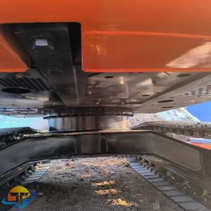 Excavadora de Orugas Hitachi ZX120 Original de Segunda Mano en Venta Directa de Fábrica - Product Image 2