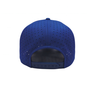 Gorra de golf premium de 5 paneles con cuerda, fabricada en Vietnam, impermeable, con corte láser, deportiva, de alto rendimiento, con cierre snapback, para hombre. - Product Image 3