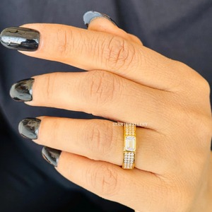 Anillo de compromiso de diamantes cultivados en laboratorio de 0,50 quilates de oro macizo de 14 quilates - Product Image 4