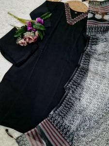 Chaud noir col en v brodé complet Kurti ensemble belle adulte spécial Dupatta prix de gros doux tissu de soie lisse pour les fêtes - Product Image 6