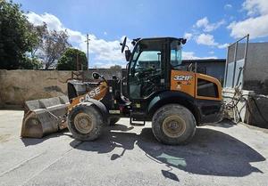 Chargeuses sur pneus d'occasion à bas prix avec godet de 5,1 m³, poids de la machine de 5210 kg, composants Huade, faible consommation de carburant - Product Image 4