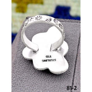 Bague Statement Style Bohème Sud-Ouest Faite à la Main, Or et Argent Sterling, Sertie de Turquoise, Idéale au Quotidien - Product Image 4