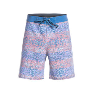 Short de plage pour hommes coupe ample avec texture douce et look décontracté pour les vêtements d'été quotidiens Shorts de plage pour hommes d'été - Product Image 1