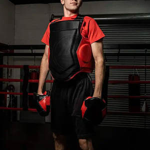 Protecteur de corps en cuir de haute qualité pour arts martiaux personnalisable protège-ventre de boxe conception de garde de poitrine Type factice - Product Image 6