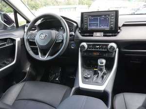 Faible kilométrage 2023 T o o t a R A V -4 Hybrid XLE Premium AWD avec siège en cuir Démarrage à distance Bluetooth XLE Package Toit ouvrant - Product Image 5