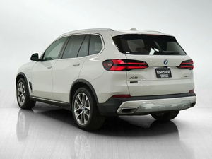 Producto original usado: B-M-W X5 xDrive50e AWD 2025 de segunda mano - Product Image 3