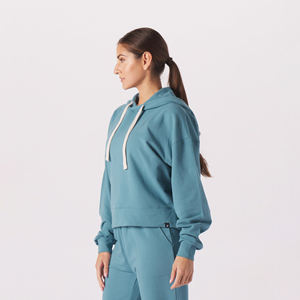 Haut court à capuche pour femmes personnalisé pull oversize décontracté à capuche avec logo court sur le devant vêtements d'hiver 100% coton - Product Image 4