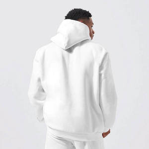 Conjunto Deportivo Personalizado para Hombre de 2 Piezas, Sudadera con Capucha de Felpa de Algodón Grueso y Pantalones Deportivos Ajustados, Ropa Deportiva Urbana - Product Image 4