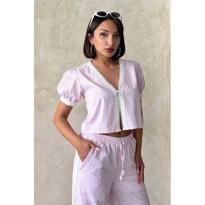 Blusa Elegante a Rayas de Poliéster para Mujer TOPSHOW con Delicados Detalles de Encaje - Blusa Azul de Manga Larga para Uso Diario - Product Image 3