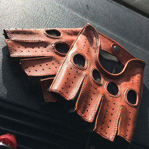 Guantes de conducción de medio Dedo de moda personalizados de alta calidad Guantes de piel de cordero de cabra negra para hombres Guantes de conducción de cuero de ciudad - Product Image 5