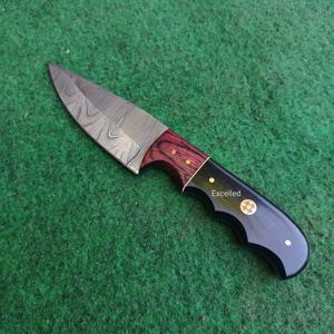 Venta caliente Damasco Skinner cuchillo hoja fija caza y supervivencia cuchillo al aire libre con resina y mango de madera Pakka - Product Image 5