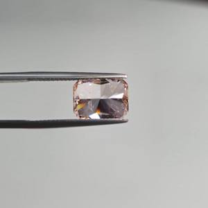 Diamante cultivado en laboratorio de corte radiante certificado por IGI de 5 quilates para la fabricación de joyería personalizada, color rosa intenso, diamante suelto, todos los tamaños disponibles. - Product Image 3